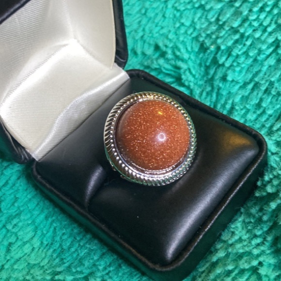 Gorgeous New Lia Sophia Sandstone Statement Ring Size 8 - Picture 2 of 6